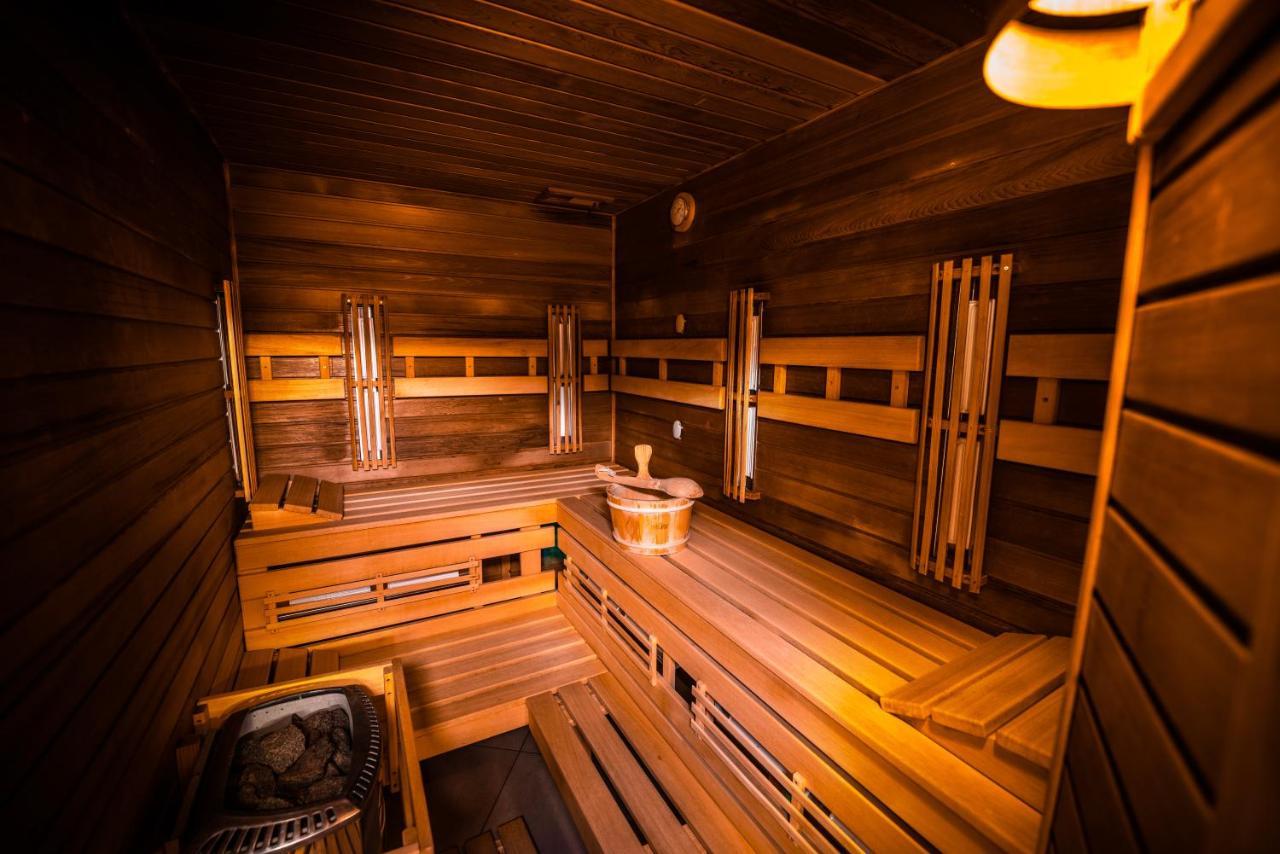 Hotel Artaban Zirovnice Bagian luar foto