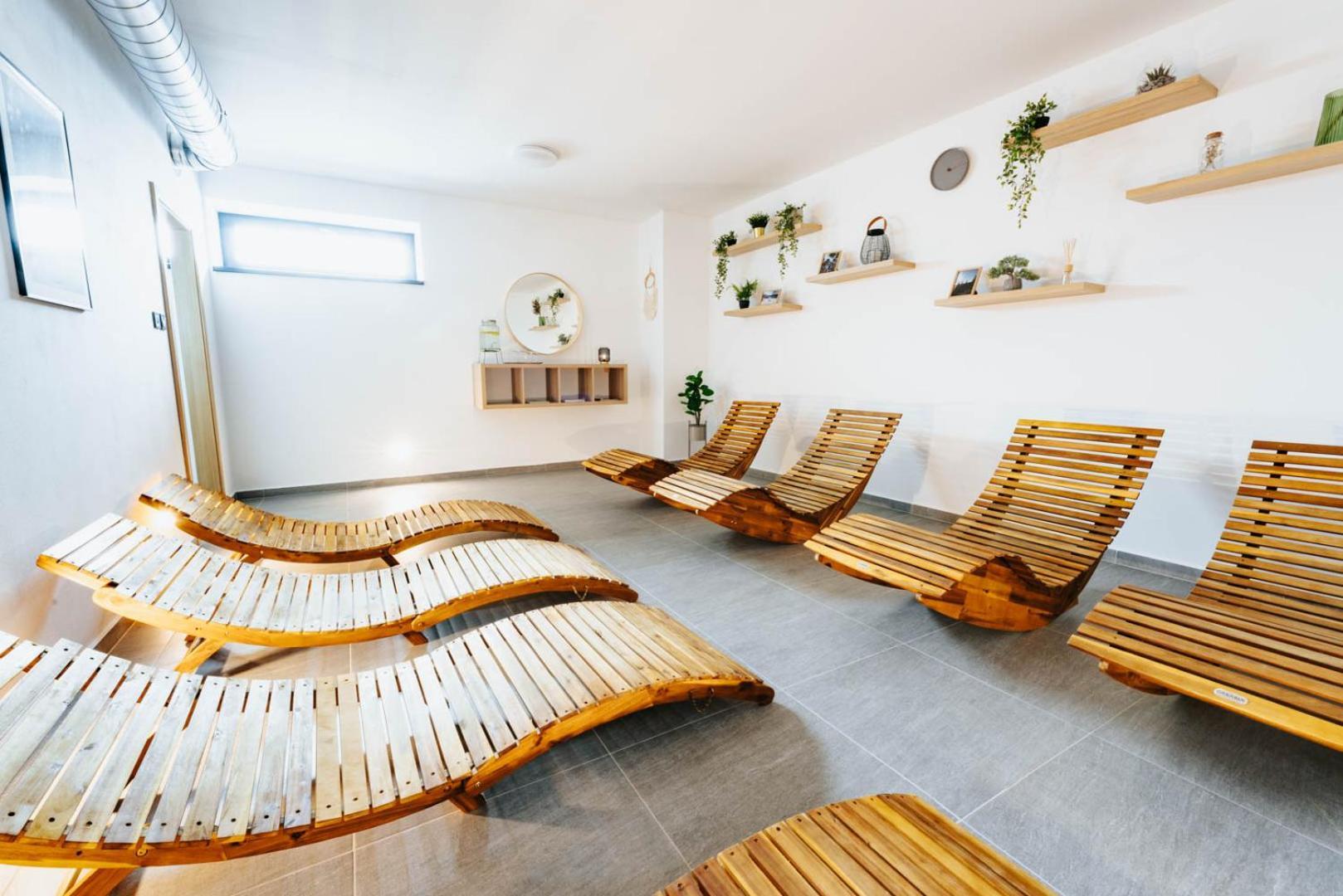 Hotel Artaban Zirovnice Bagian luar foto